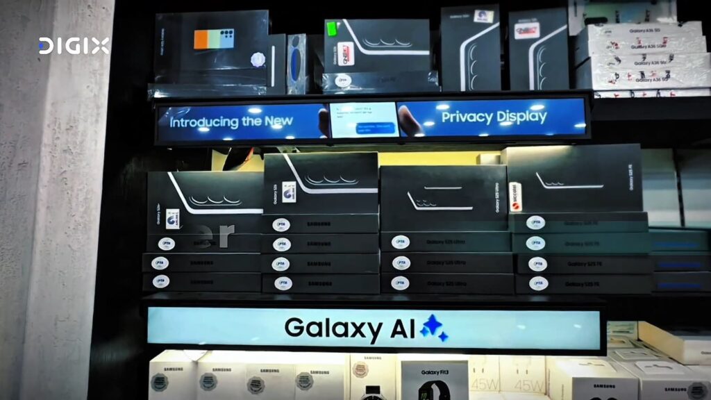 Samsung Digital Shelf Talkers with Super AMOLED Display